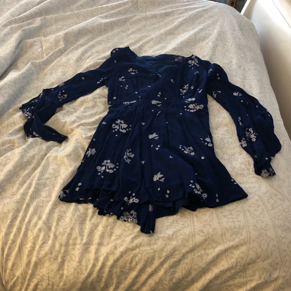 Free People Dresses & Skirts - Blue long sleeve free people dress